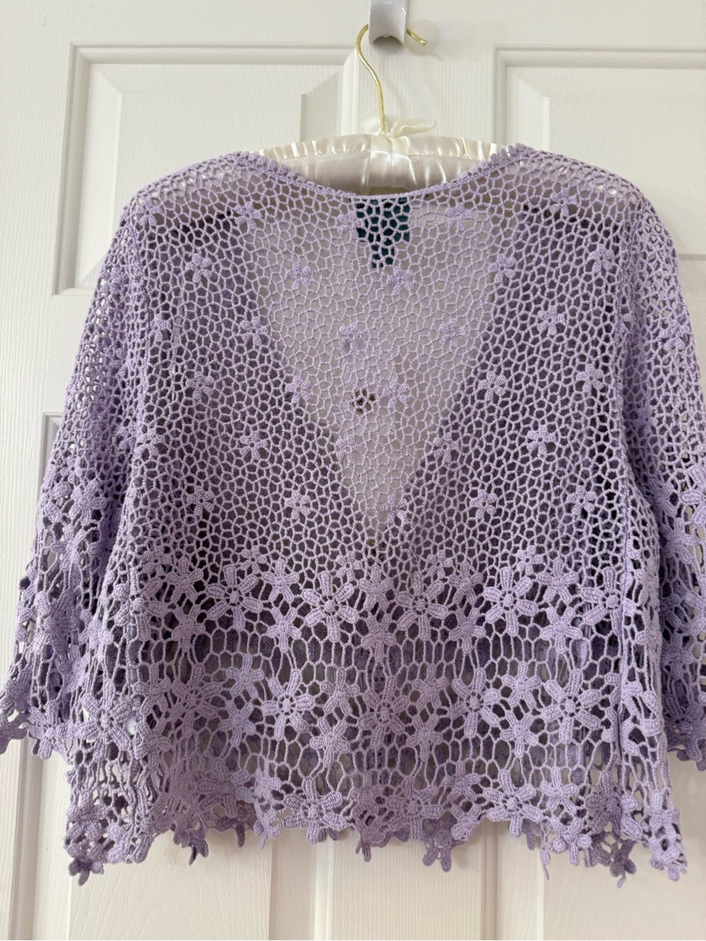 💜Rabbit Rabbit Rabbit Designs Lilac Crochet Cardigan Bolero Open Knit Button NWT - Picture 6 of 8